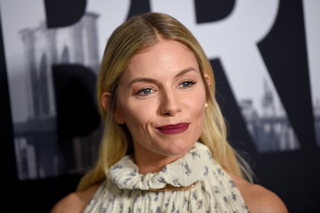 Sienna Miller - Imagen: Dimitrios Kambouris/Getty Images