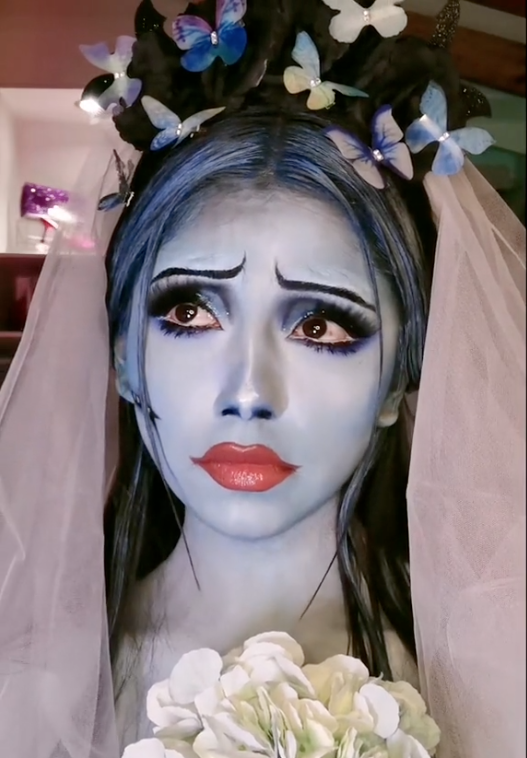 Disfraz de novia cadáver - Imagen: Tiktok @rojasbarbi