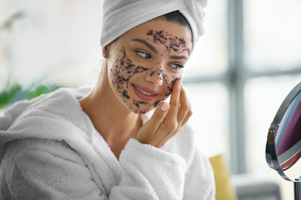 Exfoliación facial - Imagen: iStock