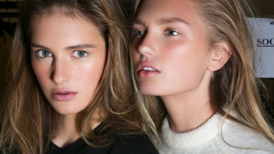 Texturas hidratantes para cuidar la piel del rostro