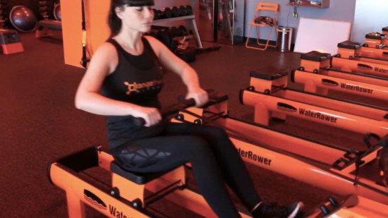 Ejercicios en remo para entrenar como una celebrity
