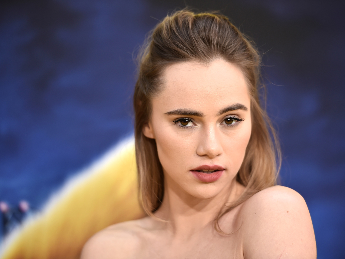 Suki Waterhouse