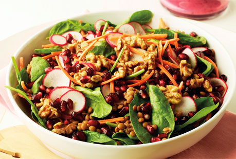 Ensalada de lentejas y espinacas con granada