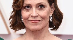 Sigourney Weaver