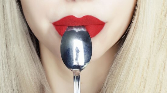 ¿Tienes una cuchara? Entonces ya sabes maquillarte