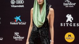 Milena Smit, cosas que debes saber de la nueva chica Almodóvar