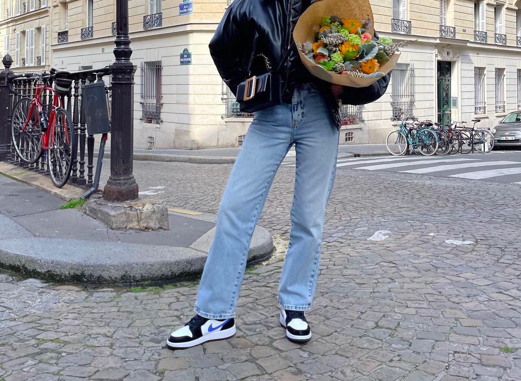 sneakers