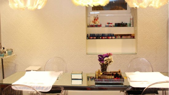 Le Petit Salon