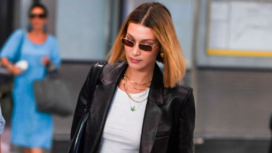 Alerta tendencia: La americana de polipiel es la prenda favorita de las celebrities
