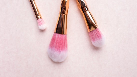 Tipos de brochas de maquillaje | Jamie Street | Unsplash