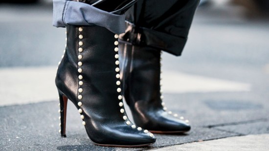 zapatos perlas tendencias cuadrada