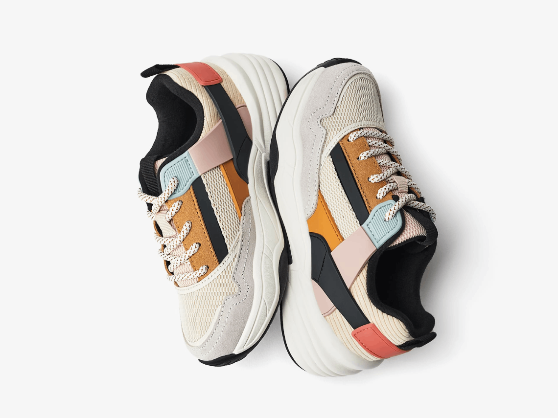 sneakers inditex