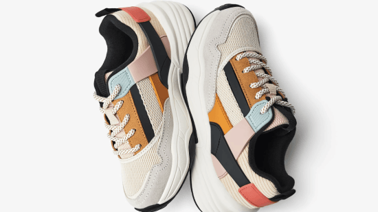sneakers inditex