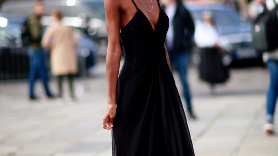 10 vestidos negros perfectos para Navidad (y que podrás volver a llevar)