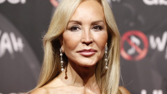 Carmen Lomana