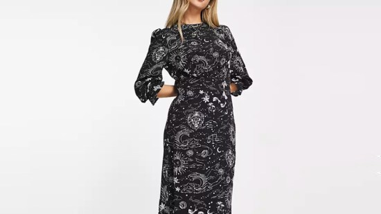 El Zodiaco llega a la ropa: 10 prendas que amarán los amantes de la astrología
