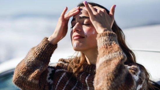 No bajes la guardia: 10 protectores solares ligeros que también deberías usar en otoño