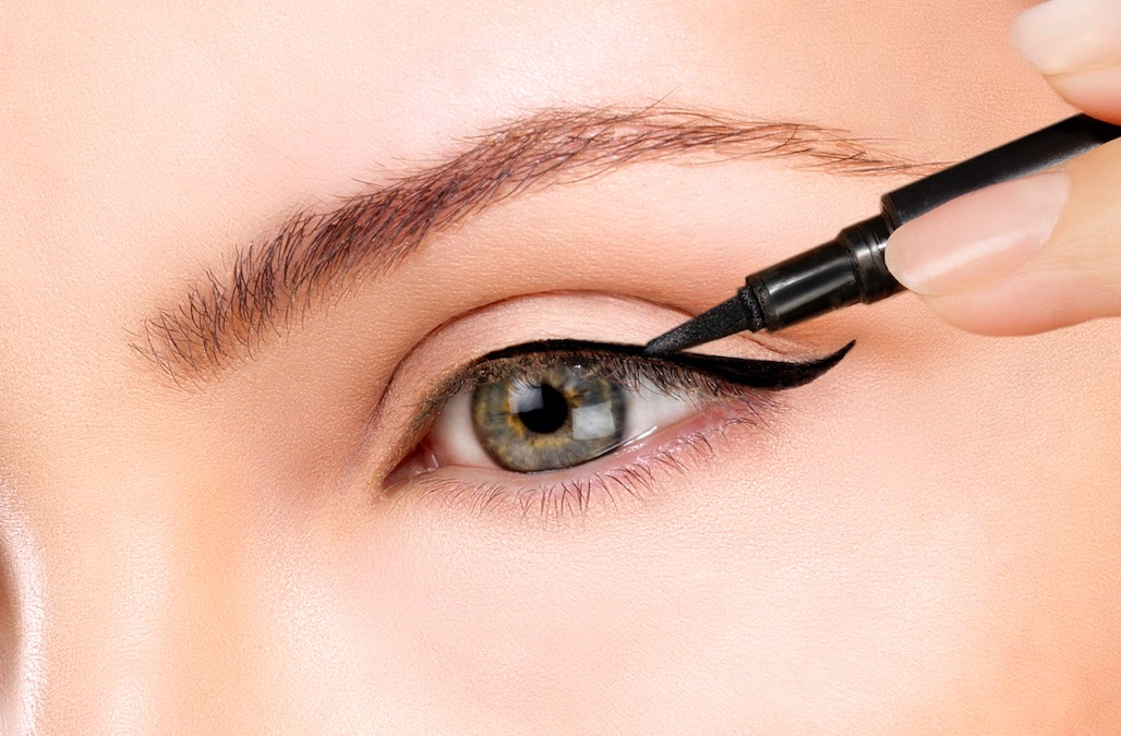 eyeliner