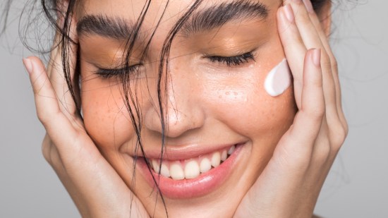 Los 10 mejores protectores solares con acción antiedad