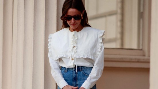 Mango tiene las 10 blusas románticas que lucirás con tus mejores vaqueros