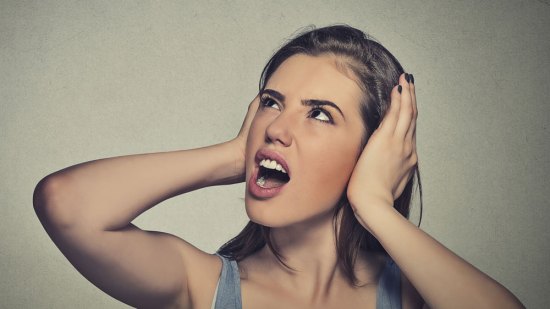 Verano, ruido y vecinos molestos... ¿cómo actuar?