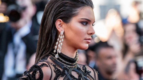 Así se consigue el wet look, el peinado de la temporada