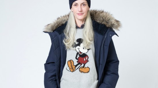 Look de la colección otoño-invierno 2017/2018 de Uniqlo.