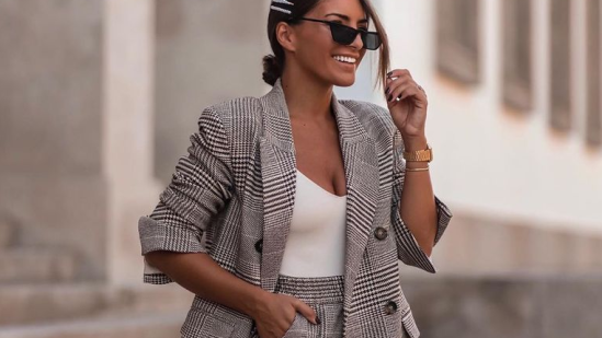 traje