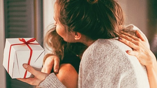 ¿Primera Navidad con pareja? Estos son los regalos con los que acertarás seguro