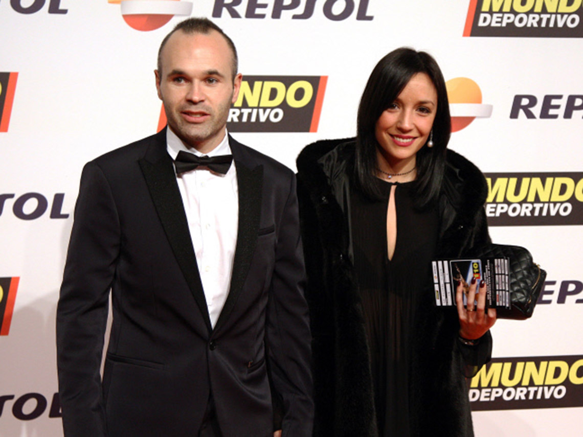 Andrés Iniesta y Anna Ortiz