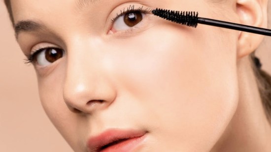 mascara