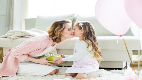 Día de la Madre: los mejores y sorprendentes regalos los encontrarás entre las marcas de coches