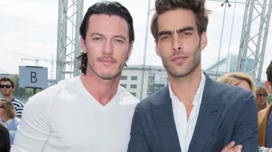 Jon Kortajarena y Luke Evans