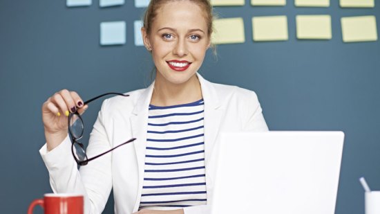 ¿Tu oficina está atacando a tu cutis?