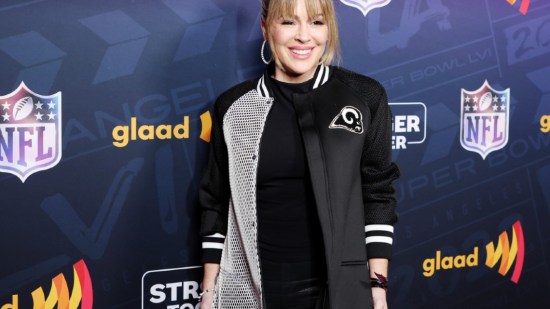 portada cuadrada alyssa milano