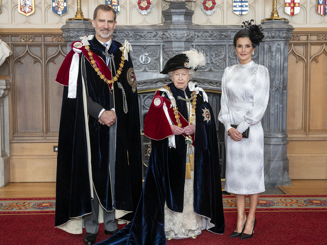 Felipe VI, Isabel II y Letizia Ortiz