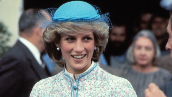 Zara versiona la chaqueta acolchada ideal que une a Lady Di con Paula Echevarría por 49,95 euros