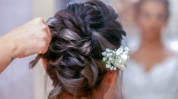 Tendencia peinados de novia 2022