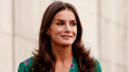 Una de cal y otra de arena para Letizia: una ausencia dolorosa y el regalo de Sonsoles Ónega