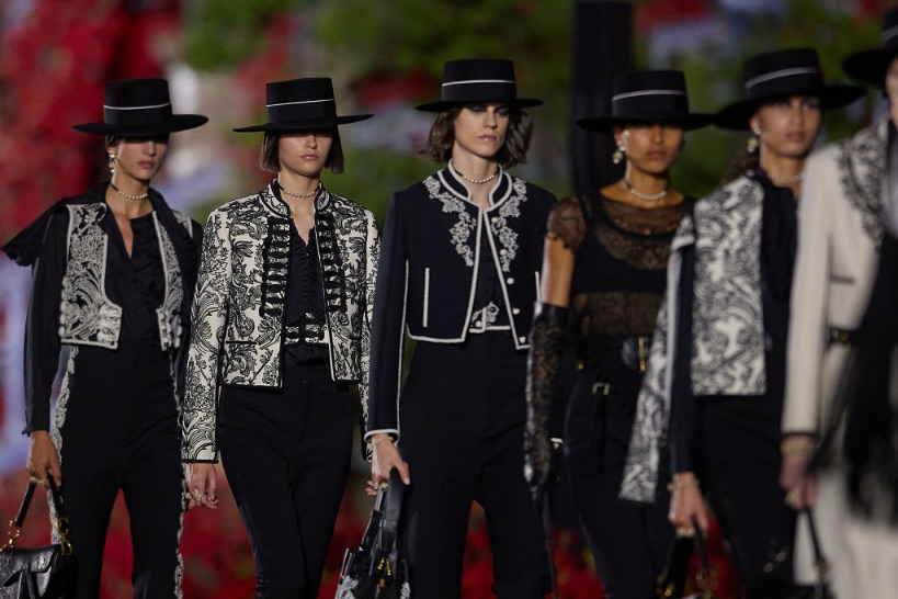 Dior
