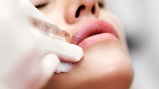 Portada cuadrada aumento de labios