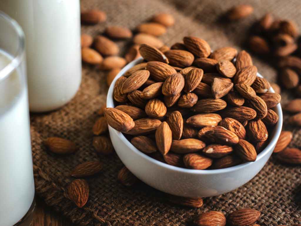 Snack saludable almendras