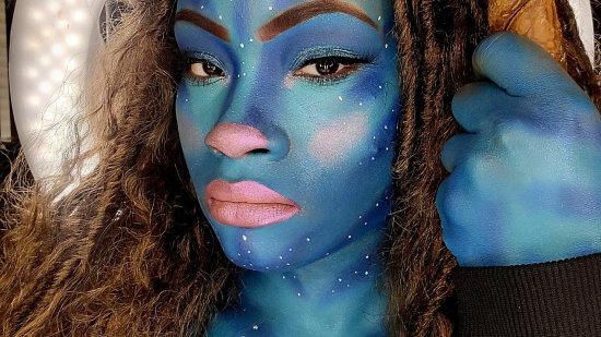 Instagram @kayasbeautychair