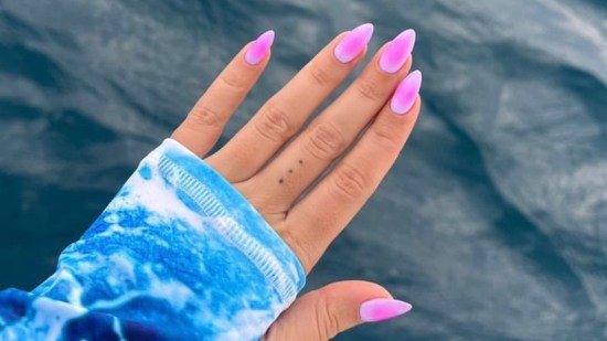 blush nails laura escanes manicura corea del sur