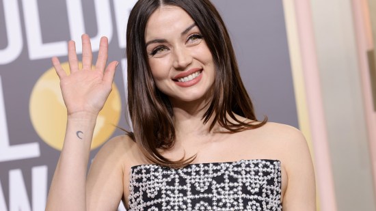 ana de armas estilismo nominaciones oscars 2023-1