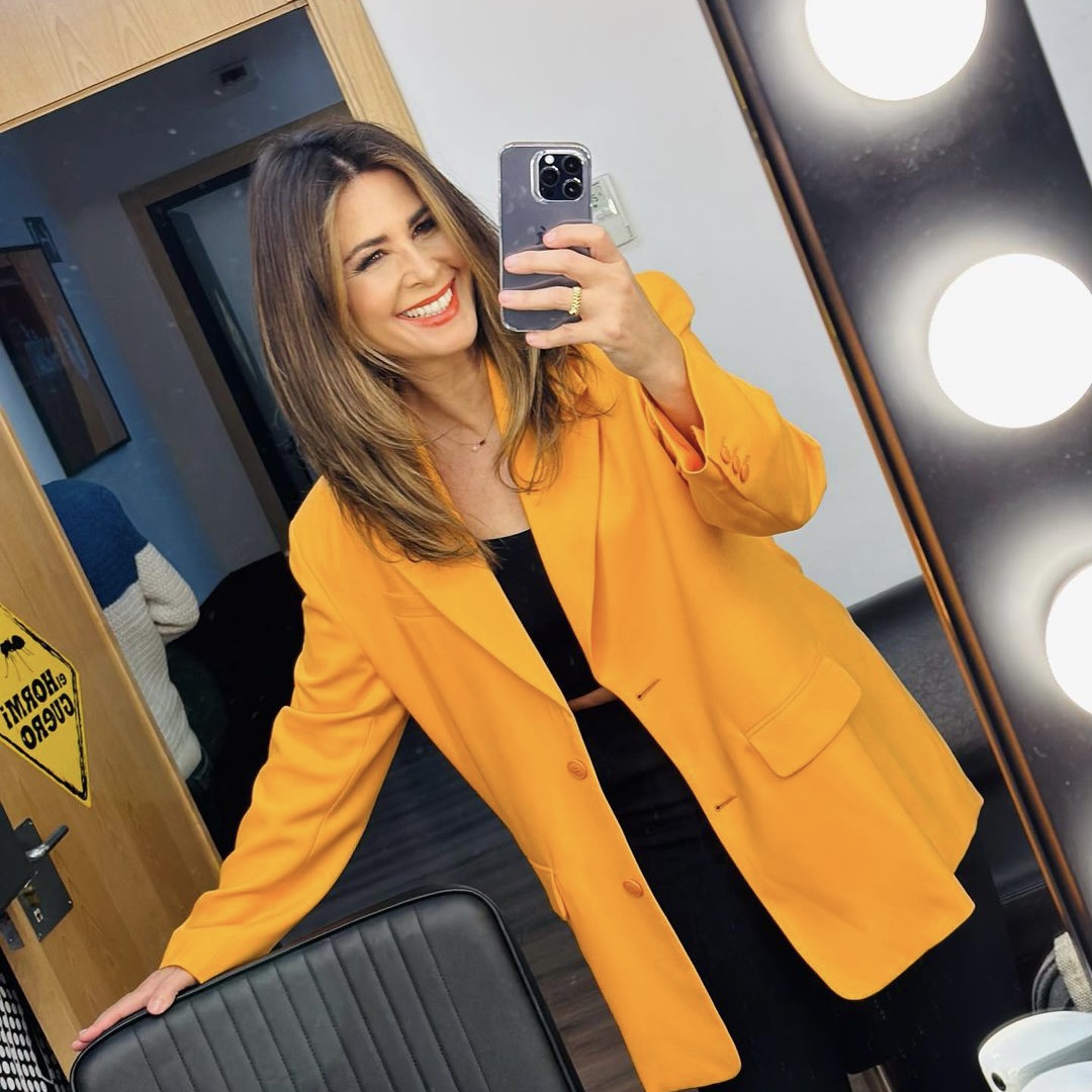 nuria roca blazer color mandarina rebajada
