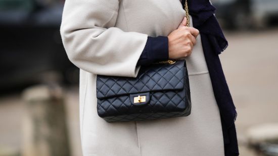 como distinguir un bolso de lujo verdadero de imitacion