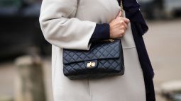 como distinguir un bolso de lujo verdadero de imitacion