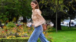 vaqueros holgados zara tendencia street style