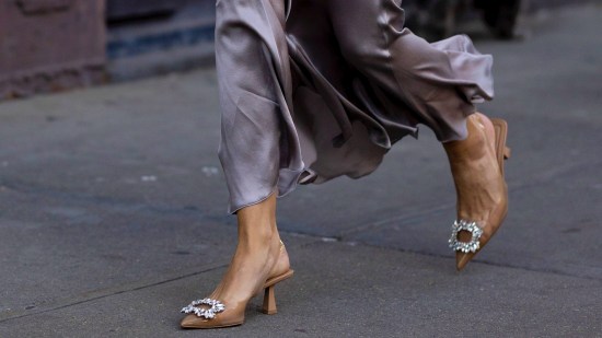 zapatos invitadas zara